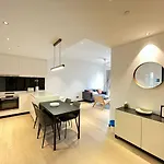 Star Residence By M&T